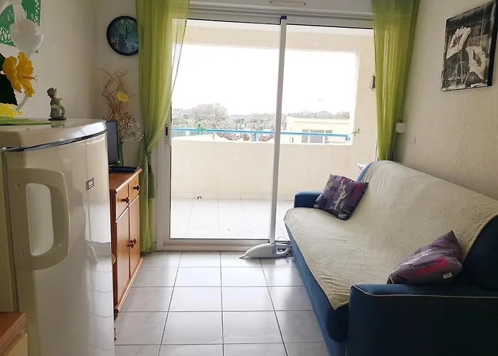 Apartamento 4 Personnes Avec Terrasse, Parking Et Piscine Collective - V0784 *